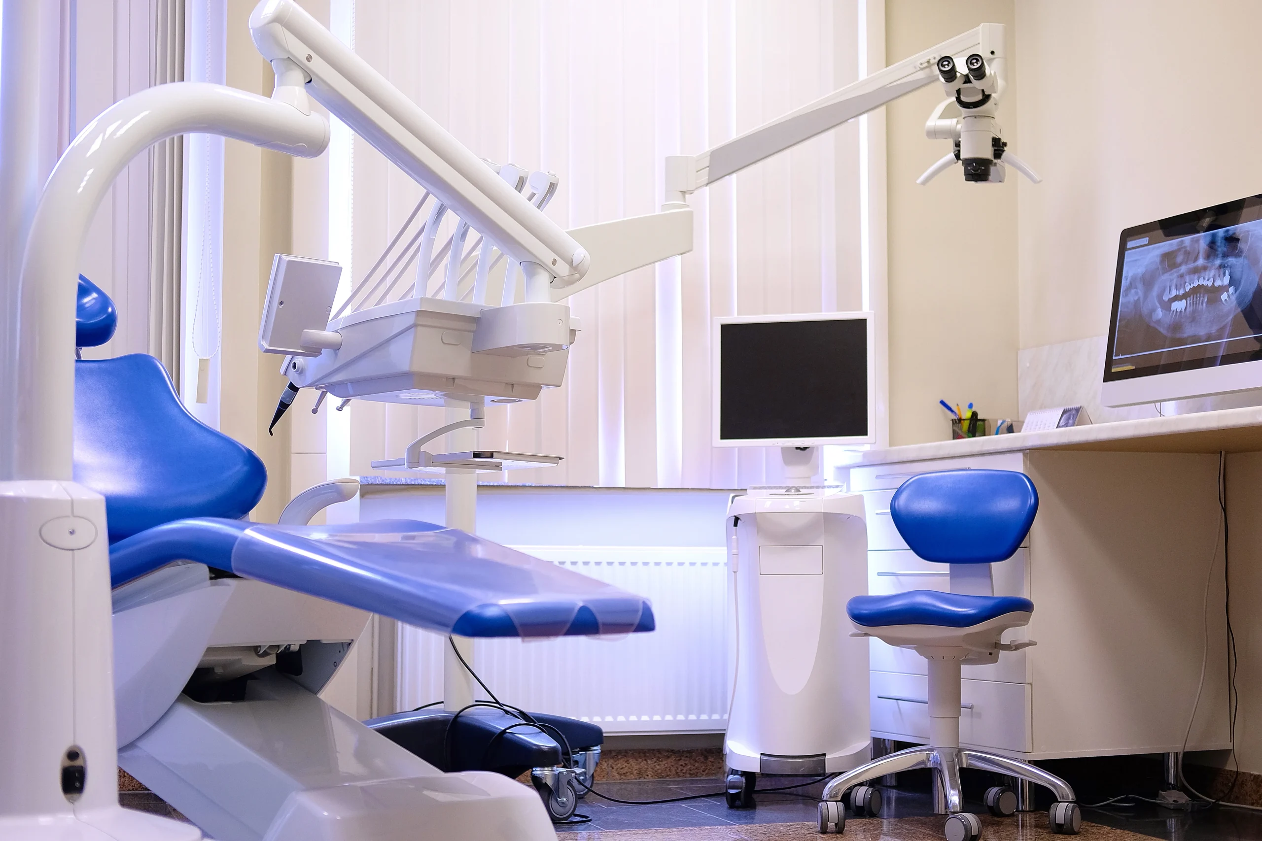 concept-interior-new-modern-dental-clinic-office-dental-equipment